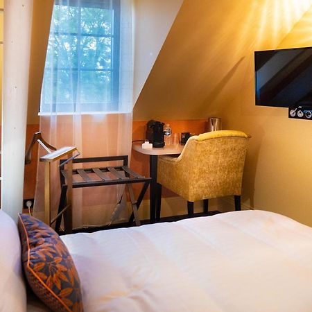 Hotel Les Jardins De Josephine - Le Manoir Évreux Exteriér fotografie