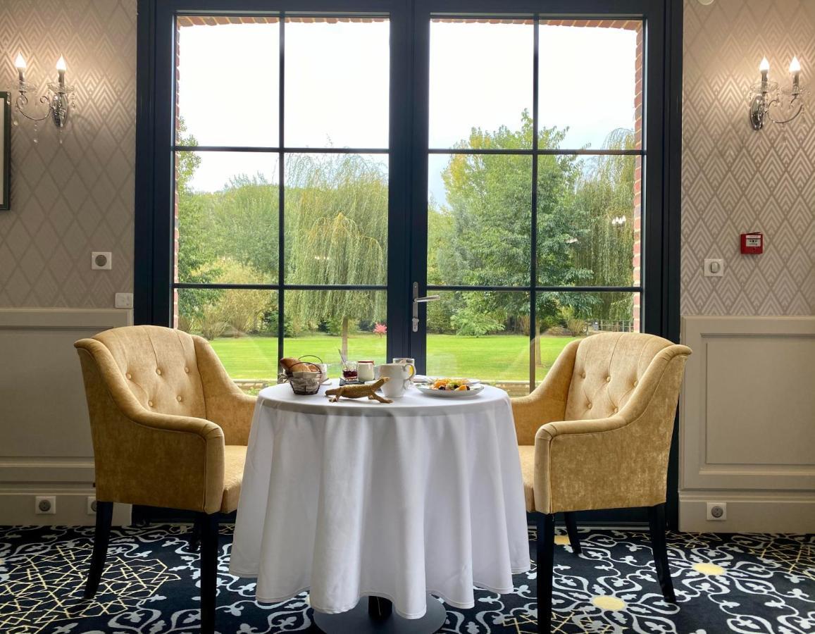 Hotel Les Jardins De Josephine - Le Manoir Évreux Exteriér fotografie