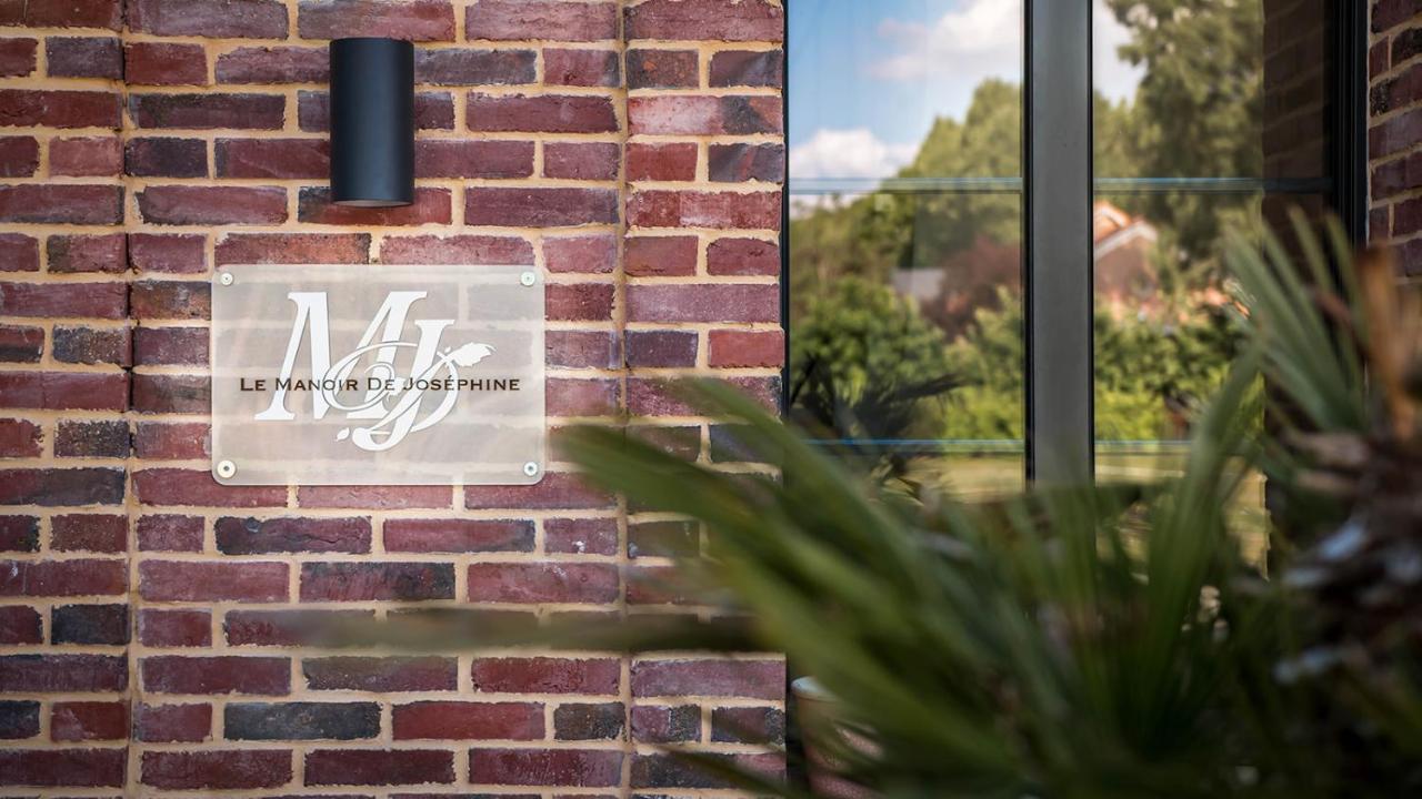 Hotel Les Jardins De Josephine - Le Manoir Évreux Exteriér fotografie