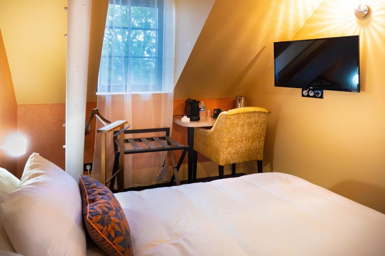 Hotel Les Jardins De Josephine - Le Manoir Évreux Exteriér fotografie